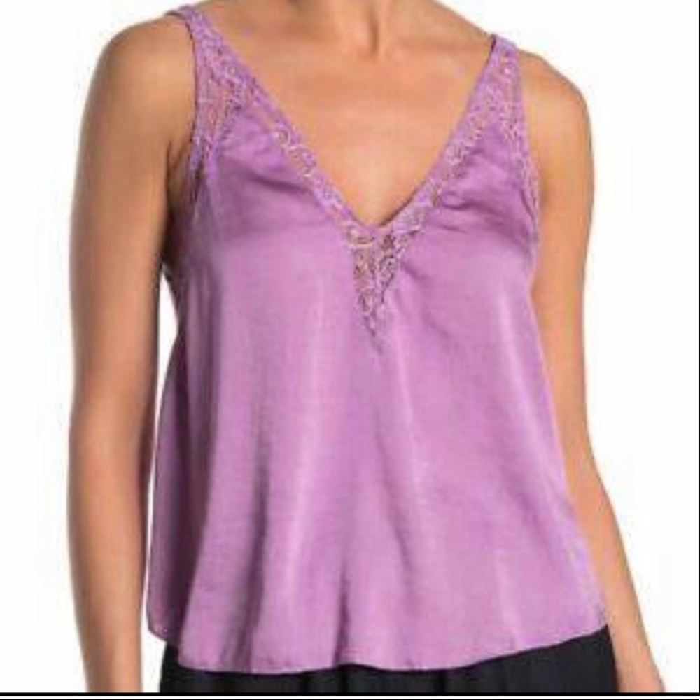 153 NWT Free People Intimately Hydrangea Top. SzM
